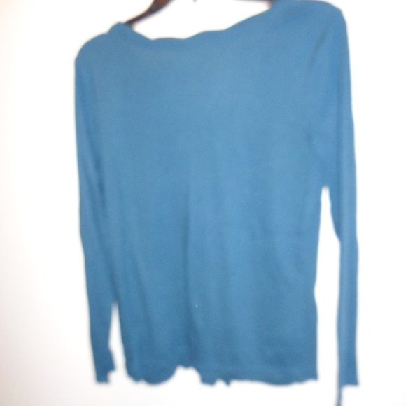 ELLE Pleated Front Long Sleeve Top Size Large - Picture 6 of 9